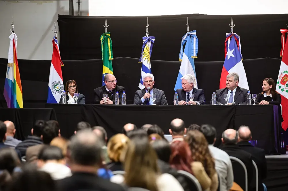 Poggi-Cooperativismo