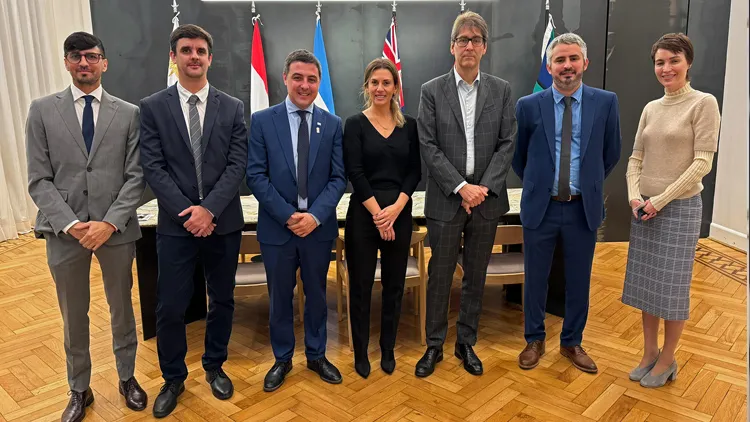 EXPLORAN-UPRO-RELACIONES-INTERNACIONALES