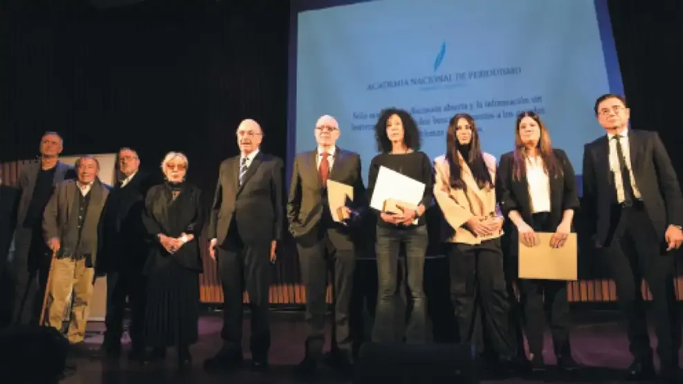 07062025academianacionalperiodismopablocuarterolog-2038544
