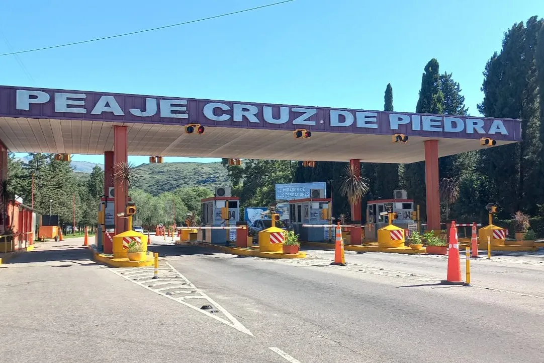 Peaje-Cruz-de-Piedra